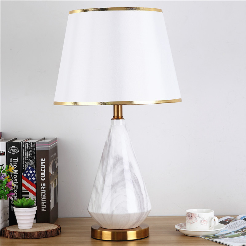 Luminária de mesa para sala de - Desk Lamp avaliação e preço
